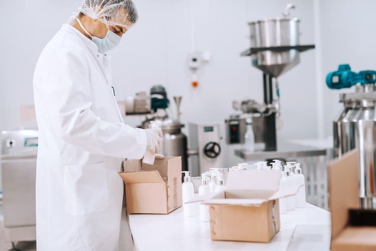 2025 Skincare OEM Trends: From Custom Formulations to AI-Driven Manufacturing