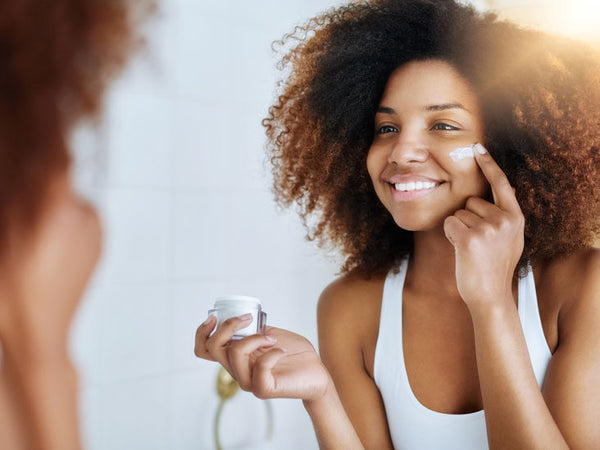 Glycerin and Glycolic acid: What are the differences and their functions to the skin?