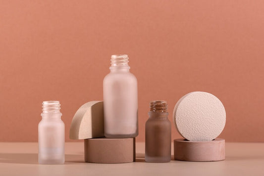 Trends In Cosmetic Packaging: Attracting Buyers